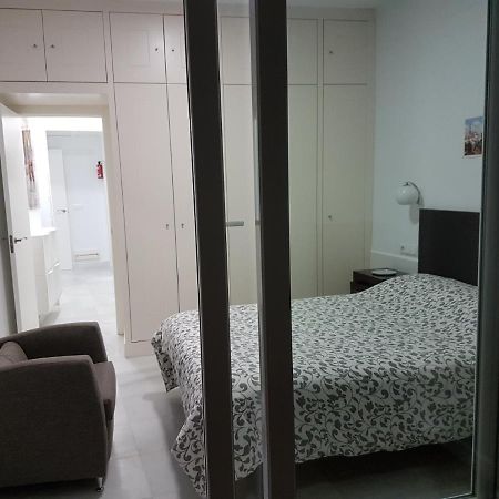 Apartamento en Calle Padilla Apartment Sevilla Bagian luar foto